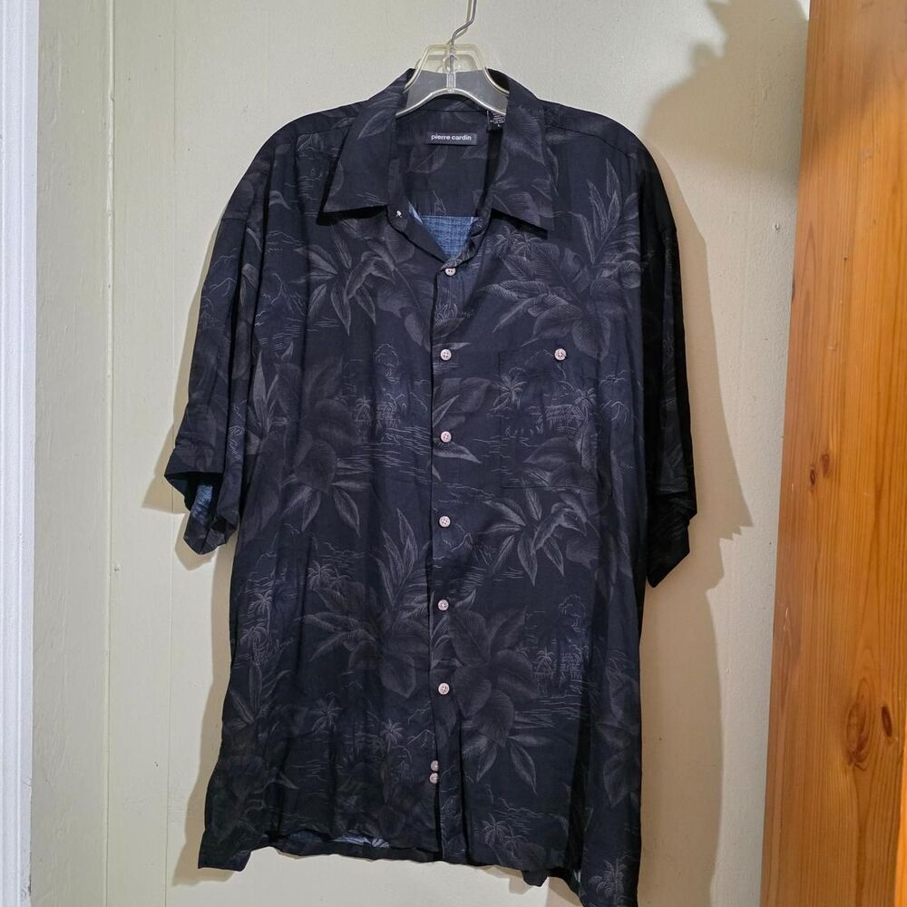 Pierre-cardin Men's Navy and Blue T-shirt